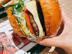 波特菇牛肉特堡-The Habit Burger Grill 哈比特汉堡(复兴soho店)