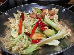 -万重锦·人文川菜馆(骡马市店)