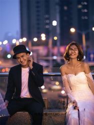 欧美时尚-巴黎婚纱摄影工作室