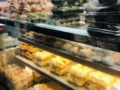 面包甜点陈列柜-白玉兰食品(甜云店)