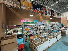 -上海龙吴水胜海发市场