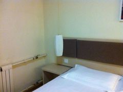 -莫泰酒店(哈尔滨秋林医大一院地铁站店)