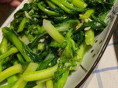 -在湖边私厨小馆