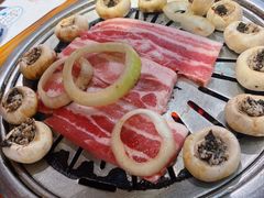 -草家酱蟹炭火烤肉店(珲春南路一店)