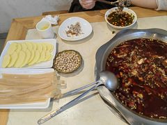 -味之溢美蛙仔姜兔·肥肠鱼•耗儿鱼(文星店)