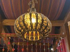 -老牌坊云南鱼豆花火锅(爱建店)