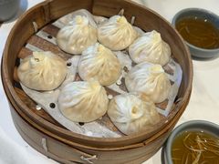 -馋三尺蟹粉小笼(人民广场店)