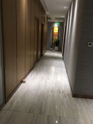-苑苑vbeauty科技美容SPA