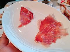 西班牙赛拉诺火腿-锦厨国际自助餐厅 · 云端景观 (昆明索菲特大酒店)