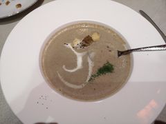 -YUE·6·西式融合餐厅(外滩六号店)