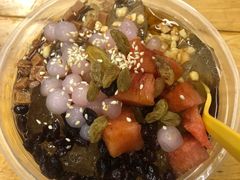 -拈签一笑黄牛肉辣卤串串