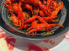 -肥肥虾庄·金牌油焖大虾(汉街SKP店)