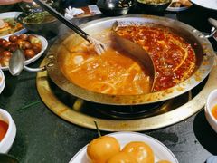 -沸炉重庆老火锅(军事博物馆店)