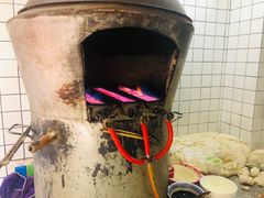 -三兄弟高炉烧饼