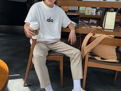 -星巴克(武汉金色港湾店)