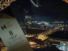 -影汇之星8字形摩天轮