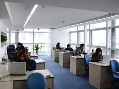 -绿地汇创国际广场-停车场