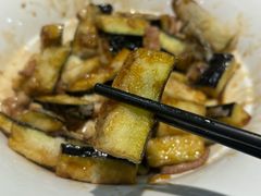 茄子拌八带-晚归月亮湾私家菜(临邑路店)