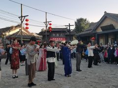 -清风小镇闯关东影视基地
