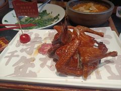 红烧乳鸽-大鸽饭(北京路店)