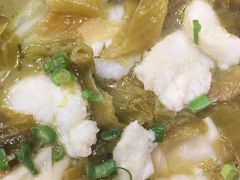 -周鱼小馆石锅酸菜鱼(活力汇店)
