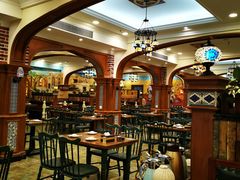 大堂-清真·玛丽亚新疆菜主题餐厅(浙江中路店)