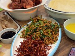 -合合春饼·酱骨·东北菜(潘家园店)