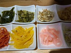 丝娃娃-怪噜范·老贵阳街头名小吃(数博万达店)