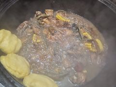 -锅老头海鲜铁锅炖