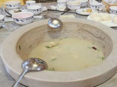 -抚仙湖野生菌石锅鱼(腾冲总店)