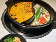 -钢管厂五区小郡肝串串香(奥克斯广场锦城万达店)