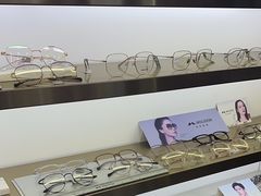 -视野联行眼镜·蔡司·控优点授权(长白万象汇店)