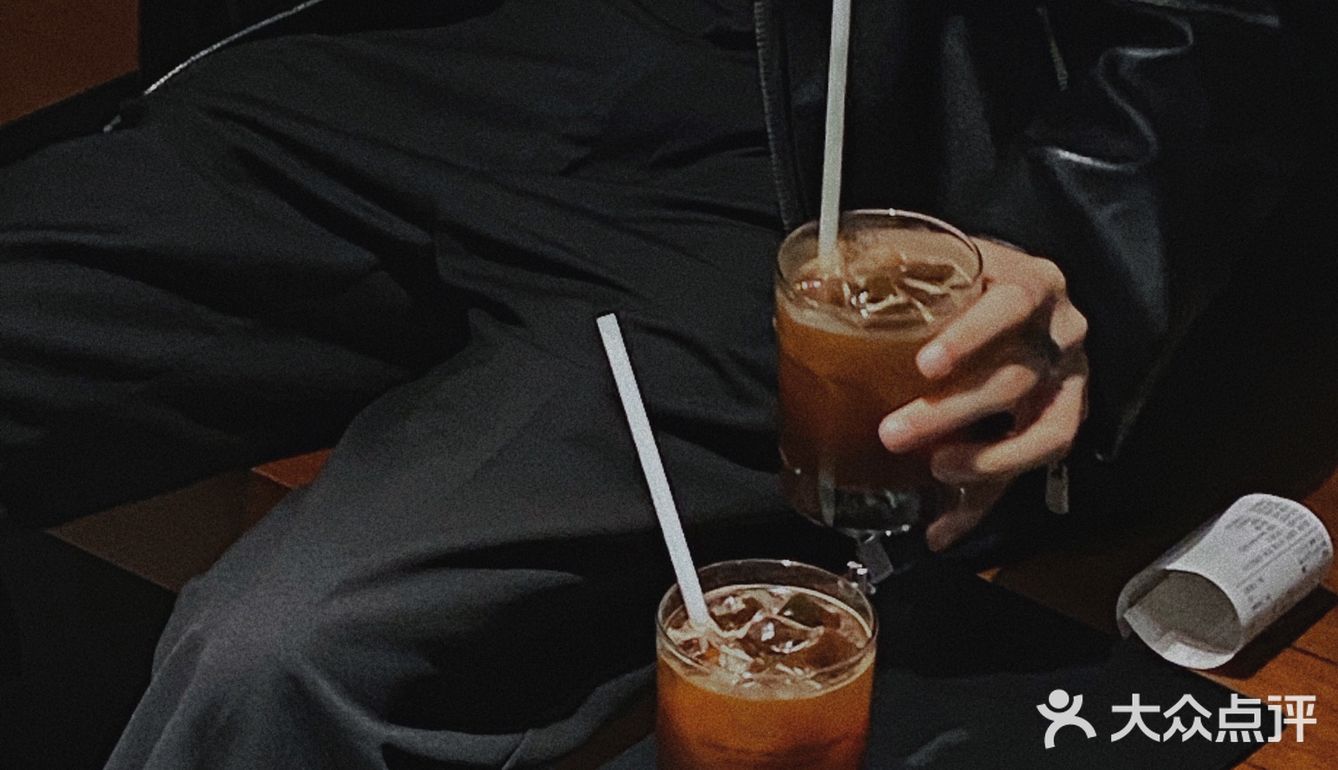 氛围组“koffee sinffer”