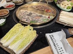 -顶顶汤火牛排火锅·经典铜锅涮肉