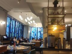 -港丽餐厅(高德置地店)