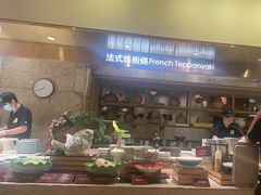 -雍和会海鲜姿造自助(湖东路店)