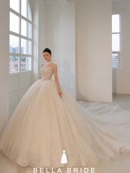 -Lady  Jane高端婚纱礼服馆