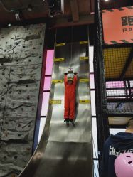 -嗨翻Hi-Fun竞技主题乐园·蹦床团建生日聚会(五棵松华熙店)