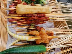 -马路边边串串香形象店(磐石路店)