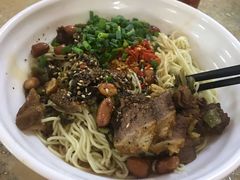 -阿阳牛腩腌面店