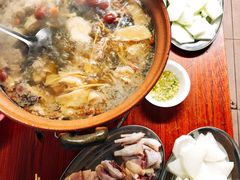 -威邵鸡煲(西华路总店)
