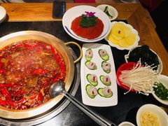 -潮火锅·麻辣牛肉火锅(观音桥方圆·LIVE店)