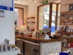 -Line 咖啡(石厦花园店)