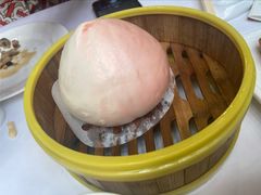 蛋黄莲蓉万寿包-广州酒家(文昌总店)