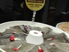 -香佰里鲜货火锅(佳乐金街店)