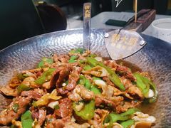 -费大厨辣椒炒肉(高铁吾悦广场店)