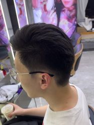 -藤野造型烫发染发