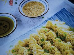 -吴一川韭香粉皮(丽香苑分店)