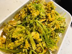 -钢管厂五区小郡肝串串香(奥克斯广场锦城万达店)
