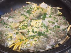 石锅大黄鱼-铜锣湾·有麝自然香(长嘉汇购物公园店)
